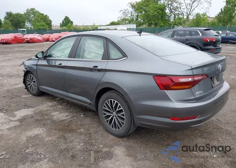 2019 Volkswagen Jetta 1.4T R-Line/1.4T S/1.4T Se z USA, uszkodzony, nr VIN 3VWC57BU2KM253129